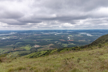 vista panorâmica do lago de furnas, na cidade de Boa Esperança, Estado de Minas Gerais, Brasil