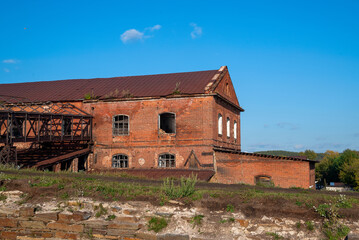 Fototapeta na wymiar an old abandoned brick factory