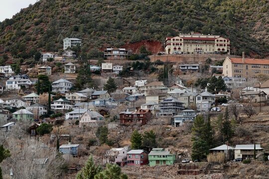 A view of the old mining town of Jerome, a town in central Arizona built on the side of a mountain.