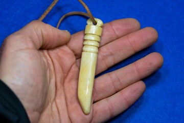 antique 10 cm ivory ornamental handmade knife.