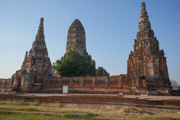 Fototapeta na wymiar Wat Chaiwatthanaram Ayutthaya Province, Thailand, built in the reign of King Prasat Thong in 1630, taken on 14 January 2024.