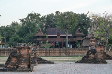 Fototapeta na wymiar Thai style residence along the Chao Phraya River. Ayutthaya Province