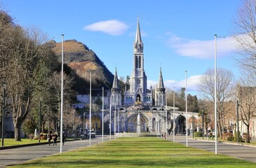 Lourdes, Le Sanctuaire Notre-Dame de Lourdes, la Vierge de la Grotte de Lourdes, Bernadette de Soubirous, Hautes-Pyr&eacute;n&eacute;es France	