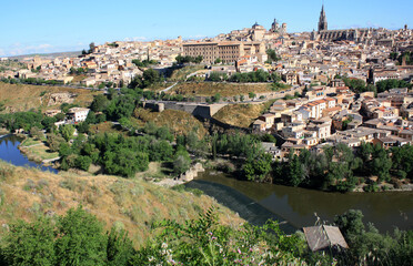 Fototapeta na wymiar Spain. Ancient city of Toledo on a summer day.