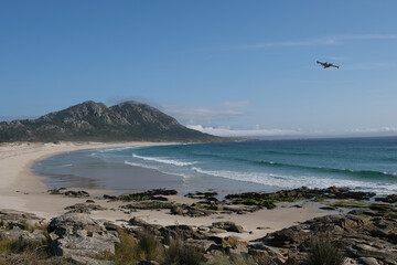 Playa y montaña