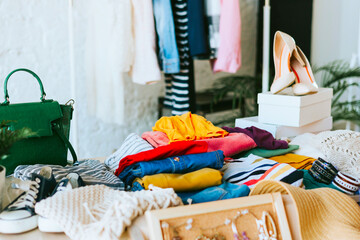 swap party for try on clothes, bags, shoes and accessories, garage sale, second hand and zero waste...
