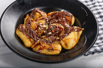 Sweet fried banana withchocolate