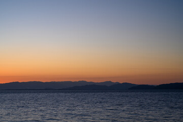 【滋賀県】琵琶湖　朝日
