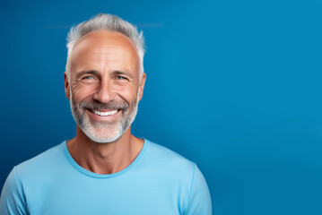 Obraz premium Timeless Joy: Smiling at the Beauty of 50-60