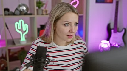 Blonde streamer girl faces agonizing toothache amidst gaming session - Powered by Adobe