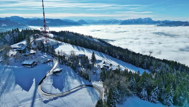 Bregenz, &Ouml;sterreich: Der Pf&auml;ndergipfel im Winter