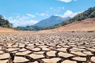 Drought's Grasp: Reservoir Bed Revealed