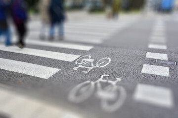 Pedestrian crossing with cycle path