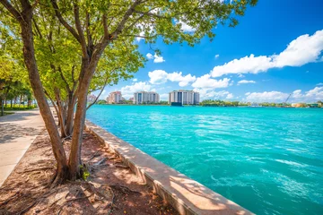 Fototapeten Fisher island view from Miami Beach South beach © xbrchx