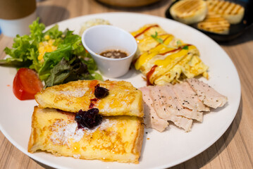 All day breakfast with toast and chicken fillet