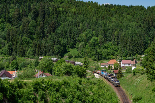 746 008-2 + 746 006-6 + 736 018-3