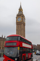 Fototapeta na wymiar Big Ben and a red bus