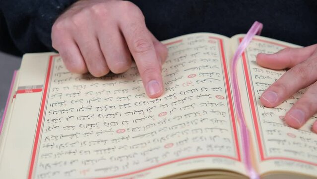 reading Koran Islam
