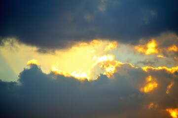 Atardecer dorado