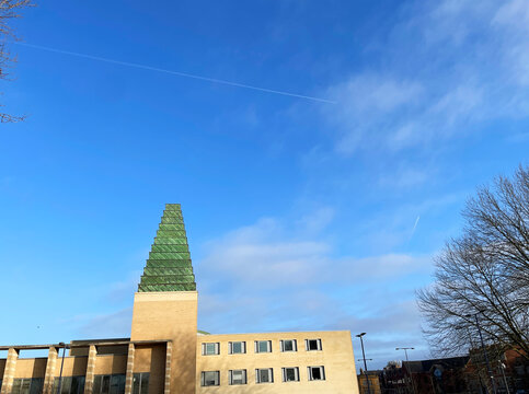 Oxford, England, UK. Jan 13th 2024 The Modern Architecture of Said Business School, Oxford University, named after Syrian-Saudi billionaire Wafic Sa&iuml;d, Park End Street, Oxford, Sa&iuml;d Business School