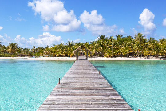 Jetty to tropical island, Tikehau atoll, French Polynesia