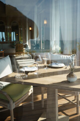 restaurant table in restaurant