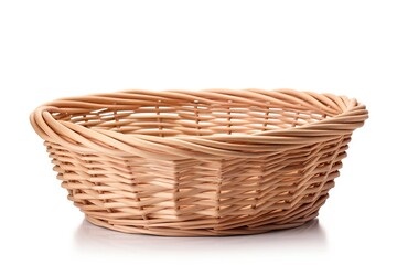 Obraz premium Isolated wicker basket with clipping path
