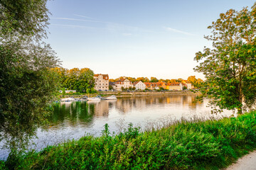 Obraz premium View of the Danube and the landscape in the city of Regensburg. Donau. 