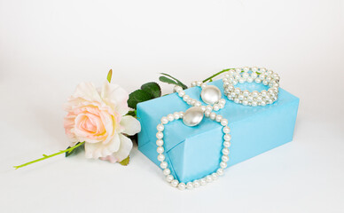 Gift box, rose and jewelry