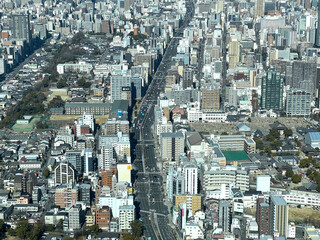 大阪市内を南北に走る谷町筋