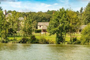 Obraz premium Promenades sur l'Erdre Nantes -France en été