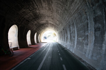 Fototapeta na wymiar View of tunnel
