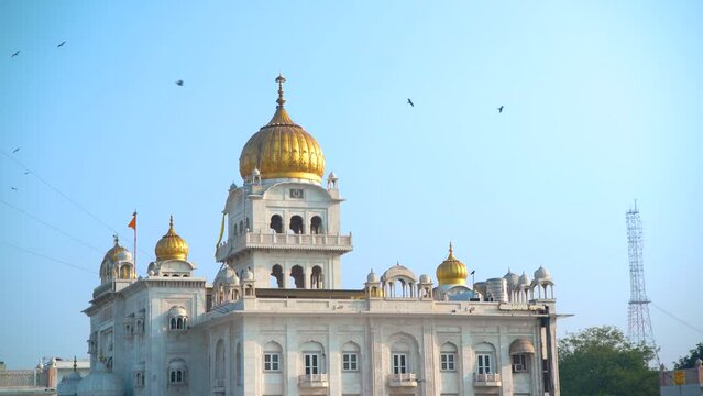 Gurudwara Sri Bangla Sahib located in New Delhi, India