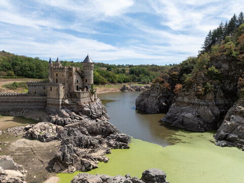 Chateau de La Roche - Roanne, France