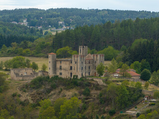 Fototapeta na wymiar Chateau d'Essalois - France