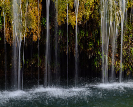 CASCADA EN EL PARAJE DE LAS TOSCAS, CERCA DE SOT DE CHERA. VALENCIA. ESPA&Ntilde;A