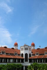 Obraz premium Exterior building of Lawang Sewu, Semarang. Historic building belonging to PT KAI or The Old station of Semarang, Lawang Sewu. originally used as the Head Office of the private railway company.