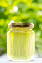 瓶に入ったハチミツ