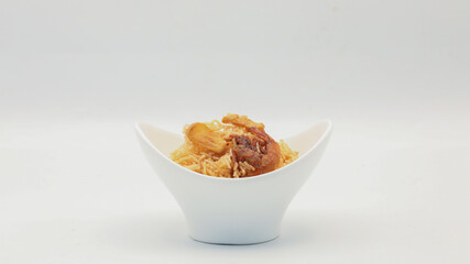 Crispy fried rice vermicelli , it a snack