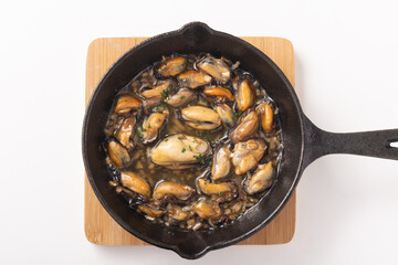 ムール貝のアヒージョ