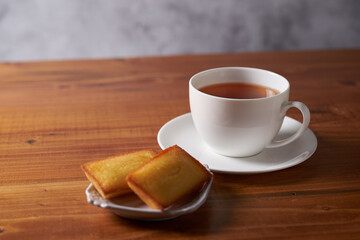 温かい紅茶　イメージ