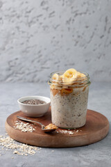 breakfast with  overnight oatmeal - 714796969