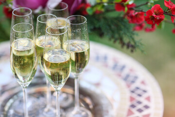 glasses of champagne