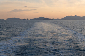 Fototapeta premium sunset over the sea