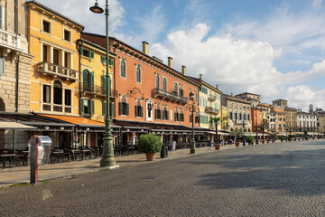 Naklejka na ściany i meble beautiful central square in Verona