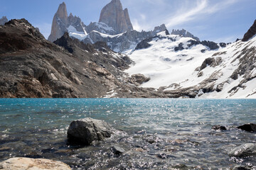 Fitz Roy desde laguna de los tres en un dia de verano