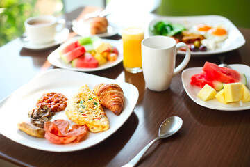 Morning breakfast with omlet and coffee - obrazy, fototapety, plakaty