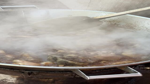 Chicharrones de cerdo, comida tipica mexicana en tonaya jalisco, mexico