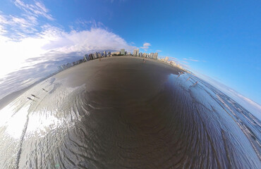 planeta - praia grande © WAINER