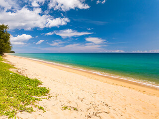 Obraz premium Beautiful sea beach background,Amazing sea ocean in good weather day,Nature beach sand background